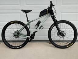 2023 Priority 600HXT Mountain Bike